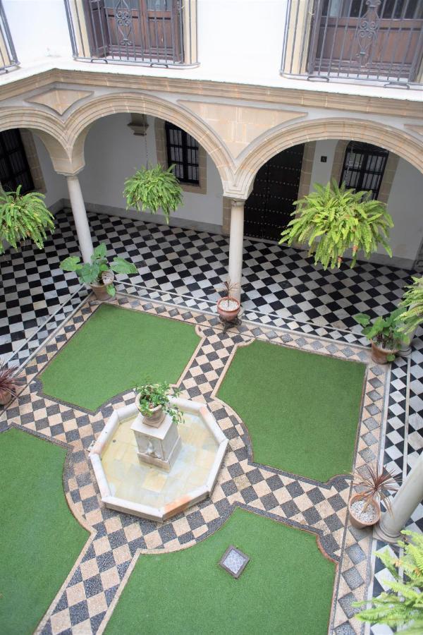 Gatu Premium Apartamento Palacio Oneto Con Jardin Privado " Preferente Mayores De 25 Anos Y Familias " El Puerto de Santa Maria Luaran gambar