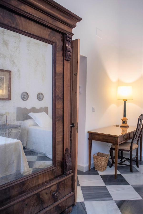 Gatu Premium Apartamento Palacio Oneto Con Jardin Privado " Preferente Mayores De 25 Anos Y Familias " El Puerto de Santa Maria Luaran gambar